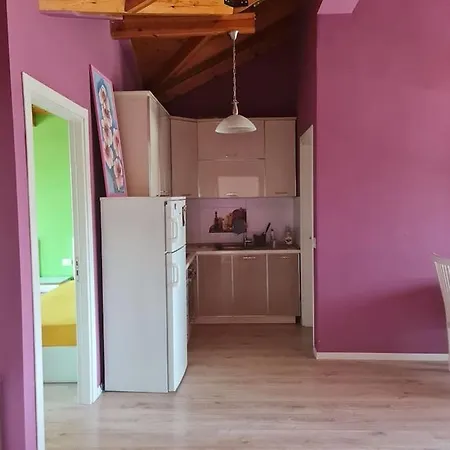 Penthahouse Shallvare * تيرانا