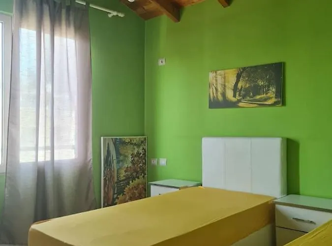 Penthahouse Shallvare *